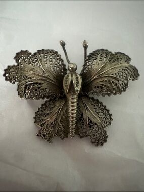 Vintage sterling silver 925 Topezio butterfly brooch